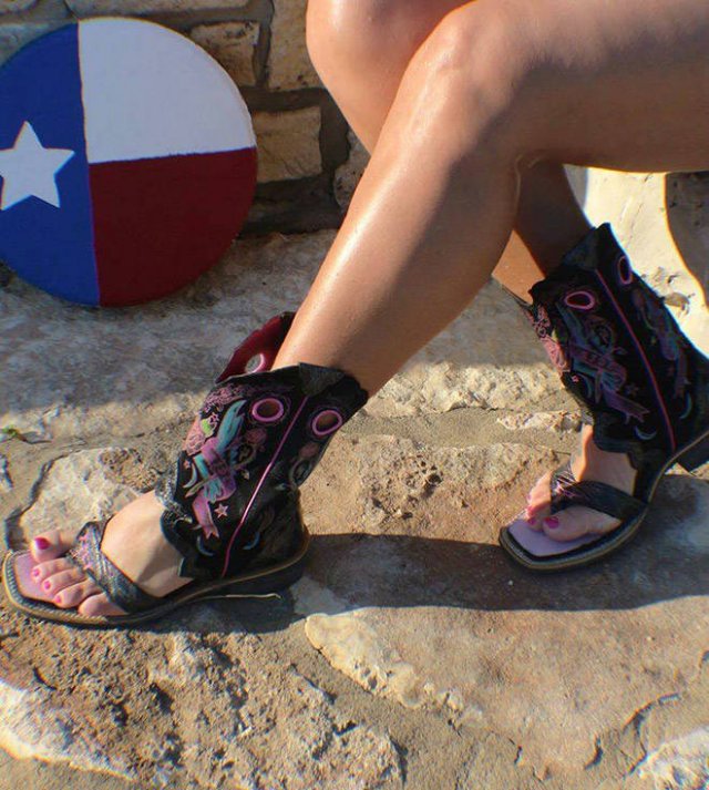 Weird Cowboy Boot Sandals Trend (21 pics)