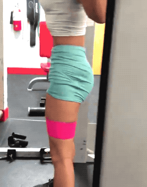 Hot Girls (36 gifs)