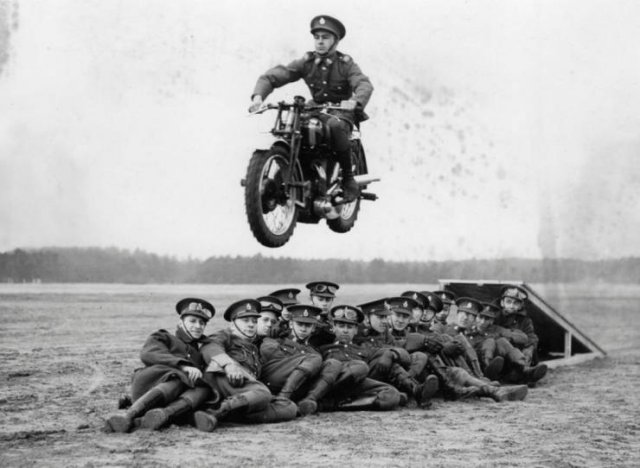 Right Moment (40 pics)
