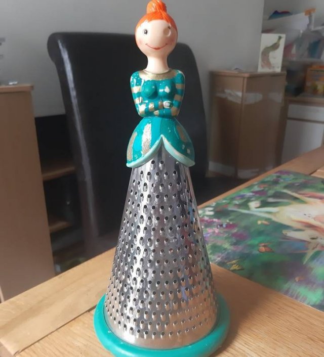 People Still Keep These Things At Home (16 pics)