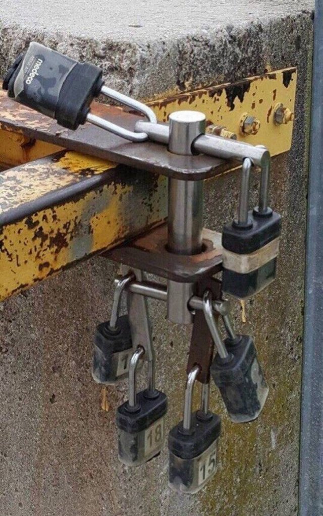 Look Twice (45 pics)