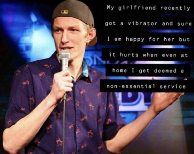 Stand-Up Comedy Jokes (32 pics)