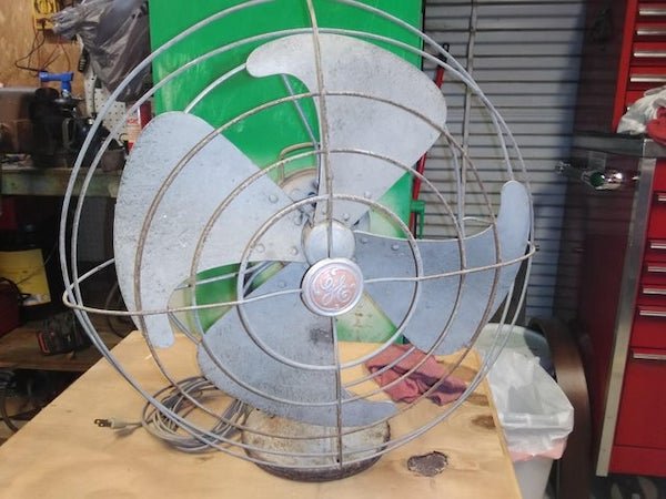 Old Things That Still Work (26 pics)