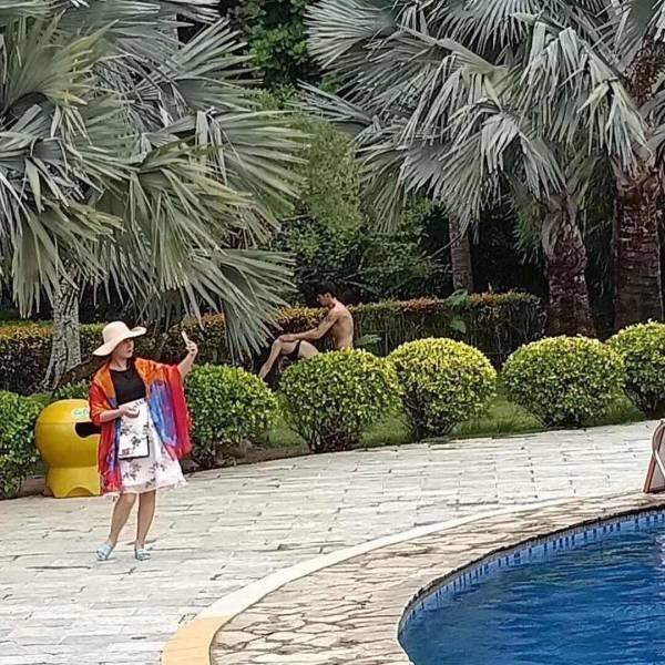 Dirty Humor (53 pics)