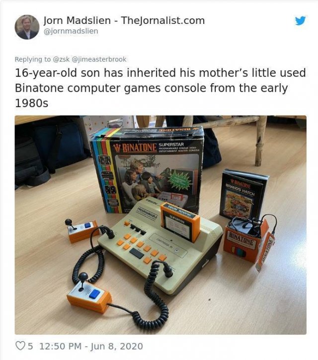 People Share Their Oldest Gadgets (46 pics)