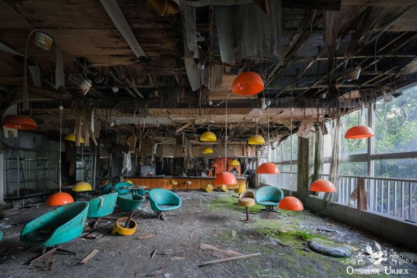 Abandoned Places (34 pics)