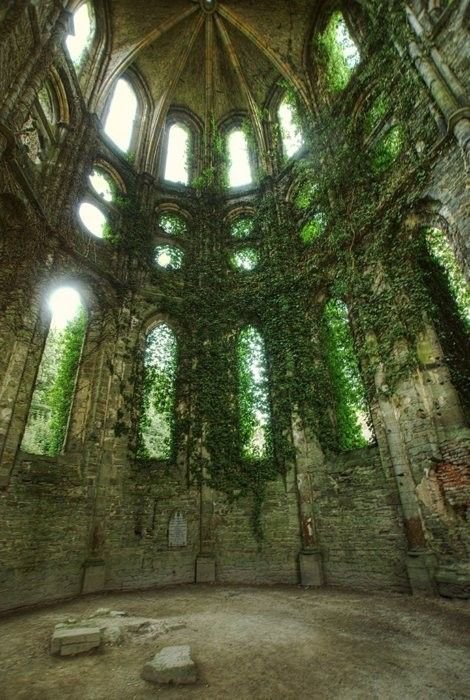 Abandoned Places (34 pics)