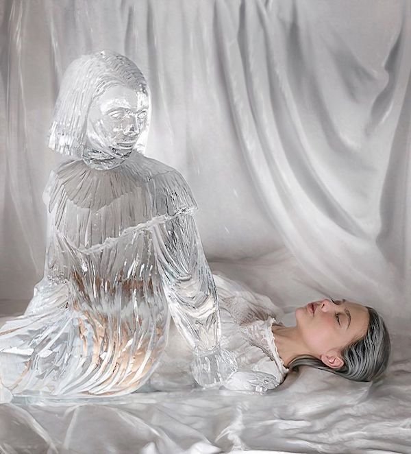 Amazing Art By Russian Model (39 pics)