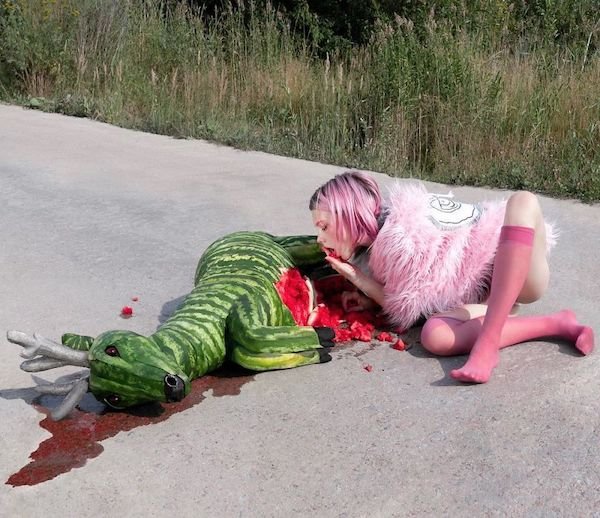 Amazing Art By Russian Model (39 pics)