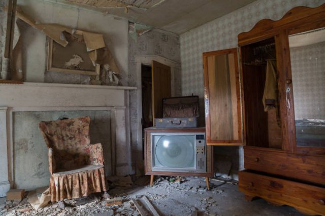 Abandoned Confederate Colonel's House (26 pics) Abandoned Confederate Colonel's House (26 pics)