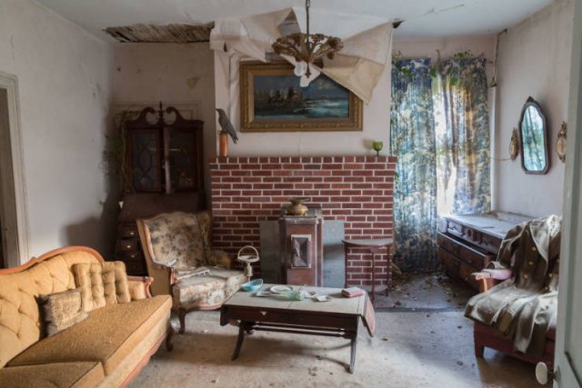 Abandoned Confederate Colonel's House (26 pics) Abandoned Confederate Colonel's House (26 pics)
