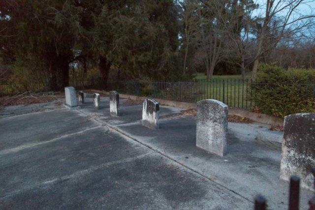Abandoned Confederate Colonel's House (26 pics)