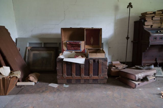 Abandoned Confederate Colonel's House (26 pics) Abandoned Confederate Colonel's House (26 pics)
