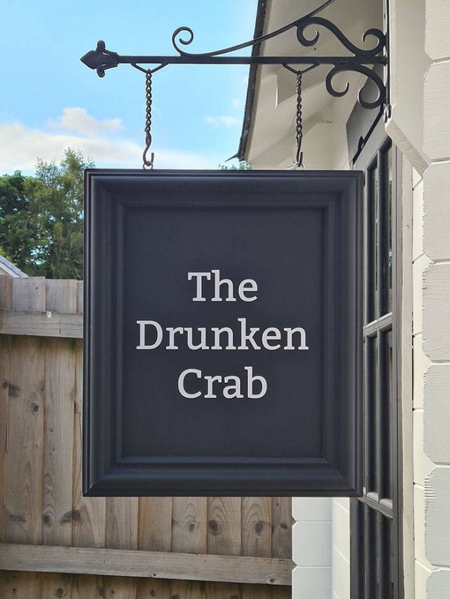 Own Pub "Drunken Crab" (29 pics)