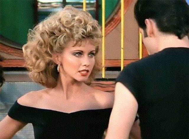 Actors And Actresses Who Played Characters Way Younger And Older (30 pics)