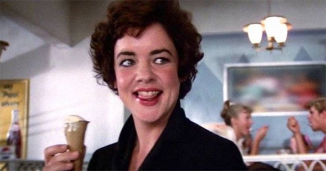 Actors And Actresses Who Played Characters Way Younger And Older (30 pics)