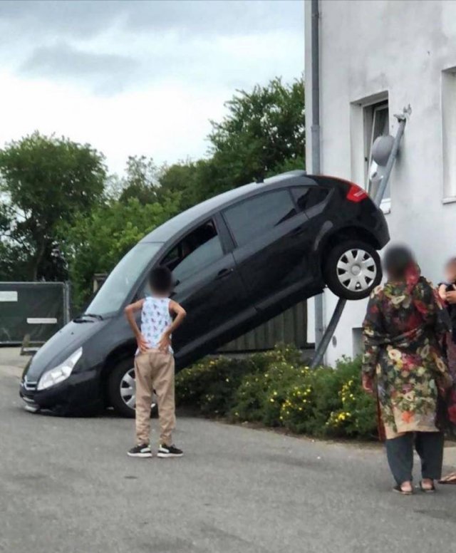 Acid Picdump. Part 2 (95 pics)