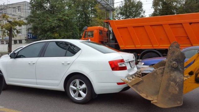Bad Days Happen (51 pics)