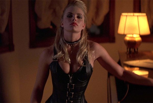 Actresses And Their Hottest Roles (27 pics) Actresses And Their Hottest Roles (27 pics)