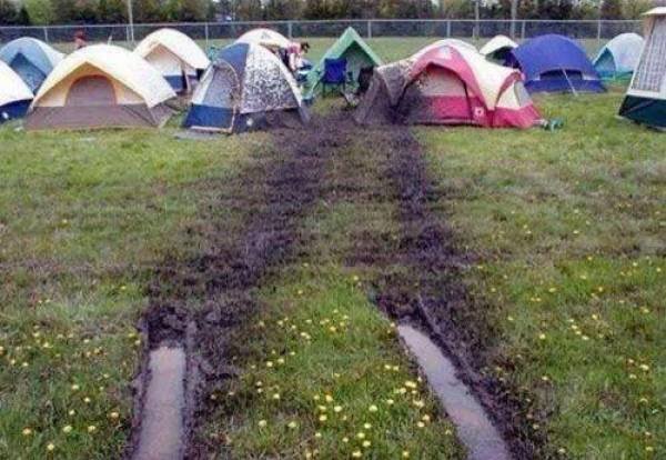 Camping Struggles (33 pics)