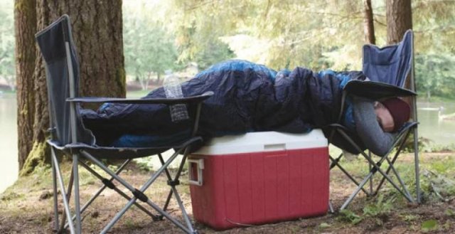 Camping Struggles (33 pics)