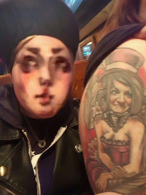Face-Swapping Tattoos (28 pics)