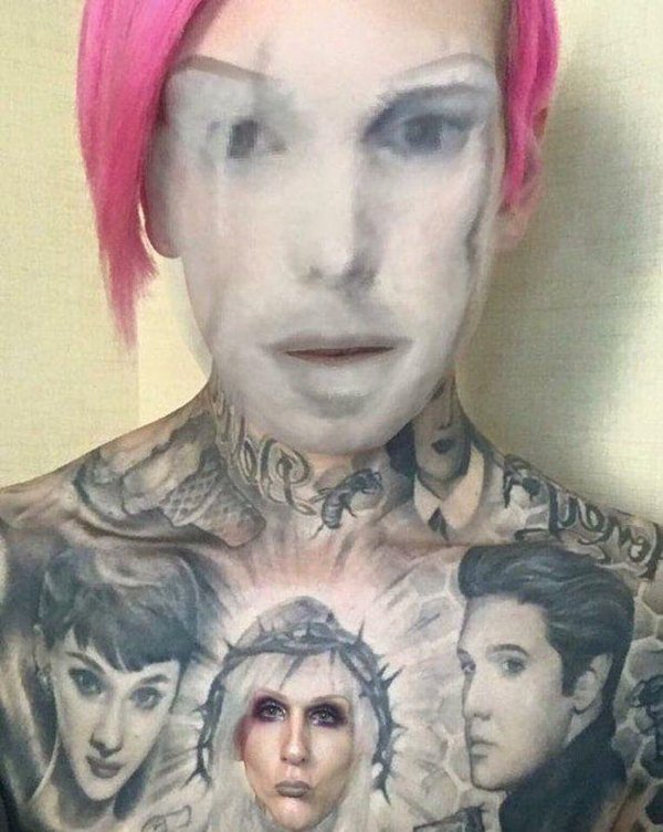 Face-Swapping Tattoos (28 pics)
