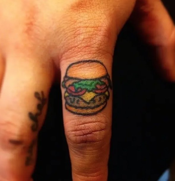 Finger Tattoos (29 pics)