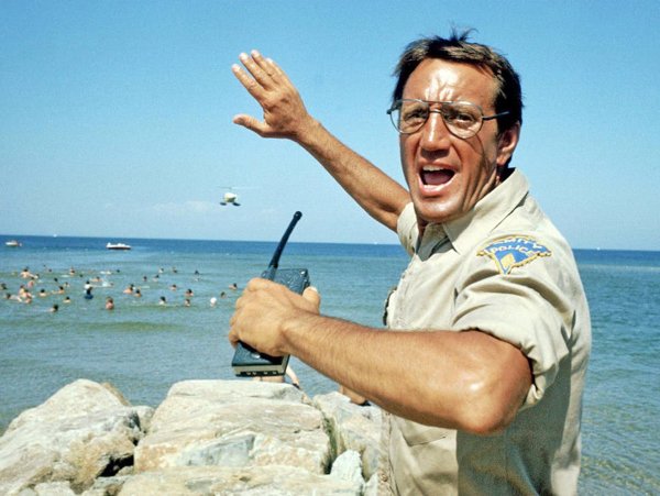 'Jaws' Facts (19 pics)