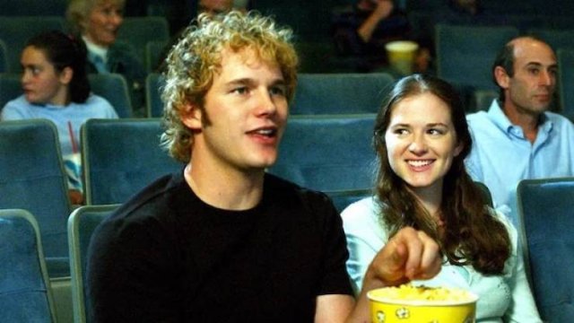 Actors And Actresses Who Started Their Careers From TV Shows (22 pics)