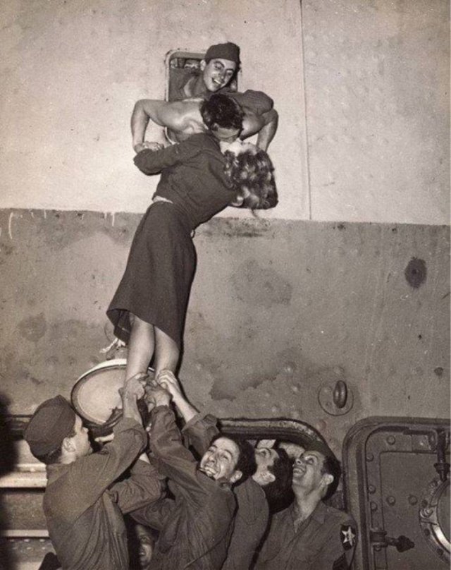 Acid Picdump. Part 2 (95 pics)