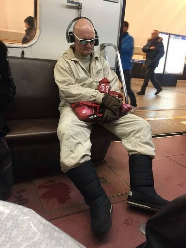 Weird Subway Passengers (39 pics)