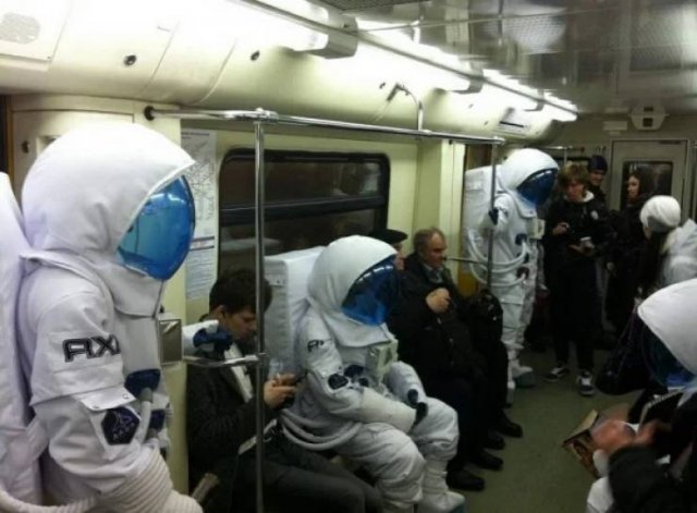 Weird Subway Passengers (39 pics)