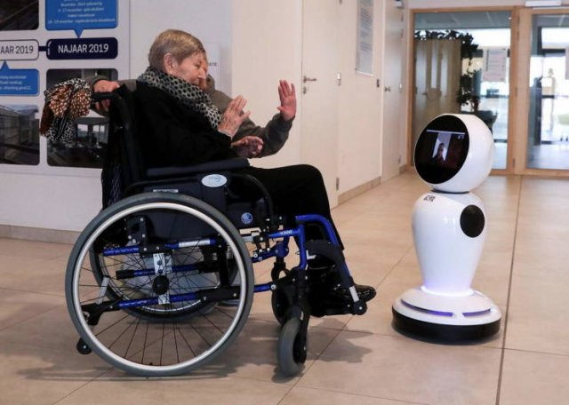 It's A Robots World (41 pics)