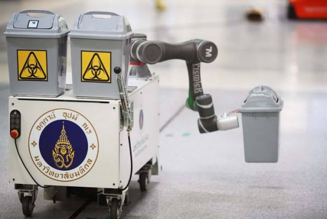It's A Robots World (41 pics)