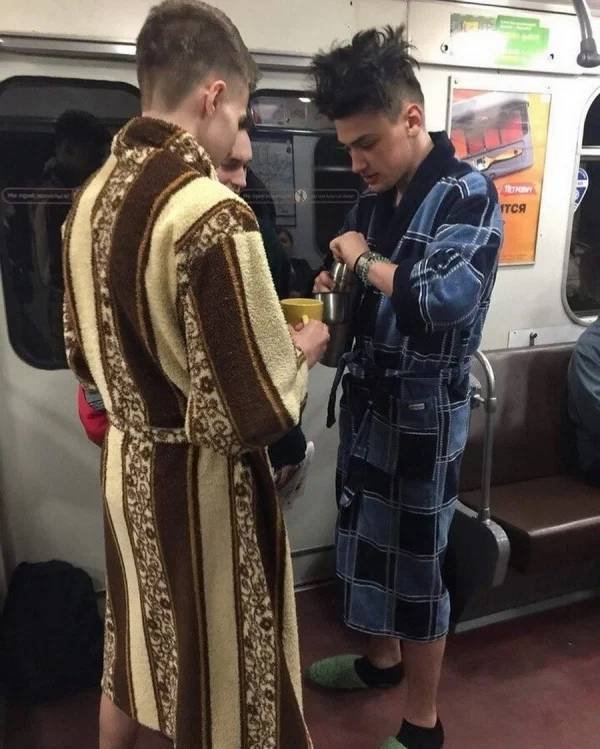 Weird Subway Passengers (39 pics)