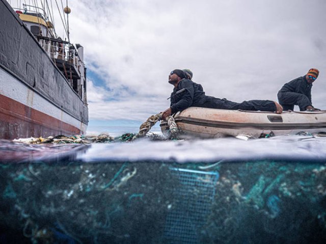 103-Ton Haul Of Plastic Garbage Was Removed From The Great Pacific Garbage Patch (15 pics)