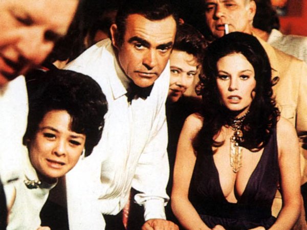 Top Box Office Bond Movies (26 pics)