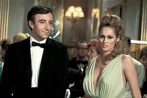 Top Box Office Bond Movies (26 pics)