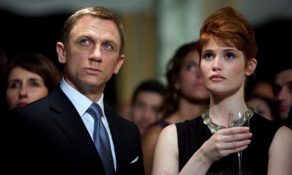 Top Box Office Bond Movies (26 pics)