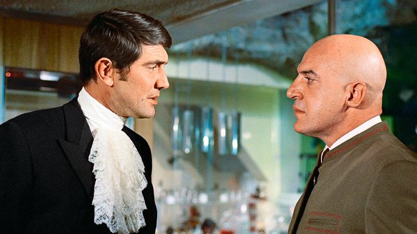 Top Box Office Bond Movies (26 pics)