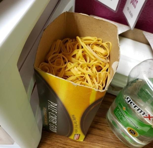 It Is Not A Food (16 pics) It Is Not A Food (16 pics)