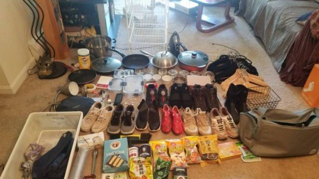 Cheap Thrift Store Treasures (26 pics)
