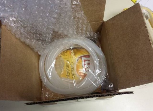 Everything's For Customers (21 pics)