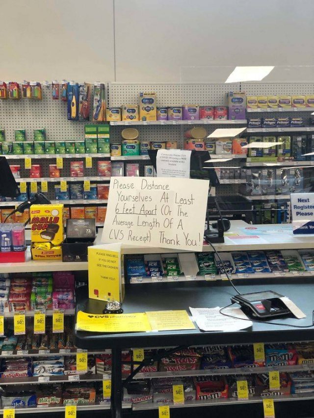 Quarantine Signs From Shops And Restaurants (22 pics)