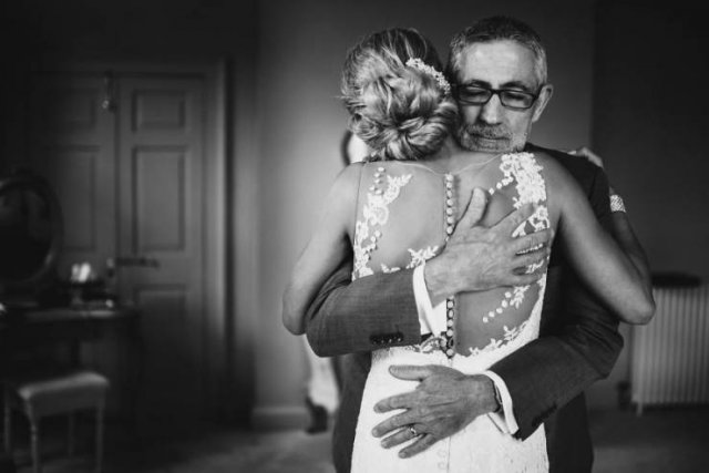 Photos Of Fathers And Their Daughters At Weddings (26 pics) Photos Of Fathers And Their Daughters At Weddings (26 pics)