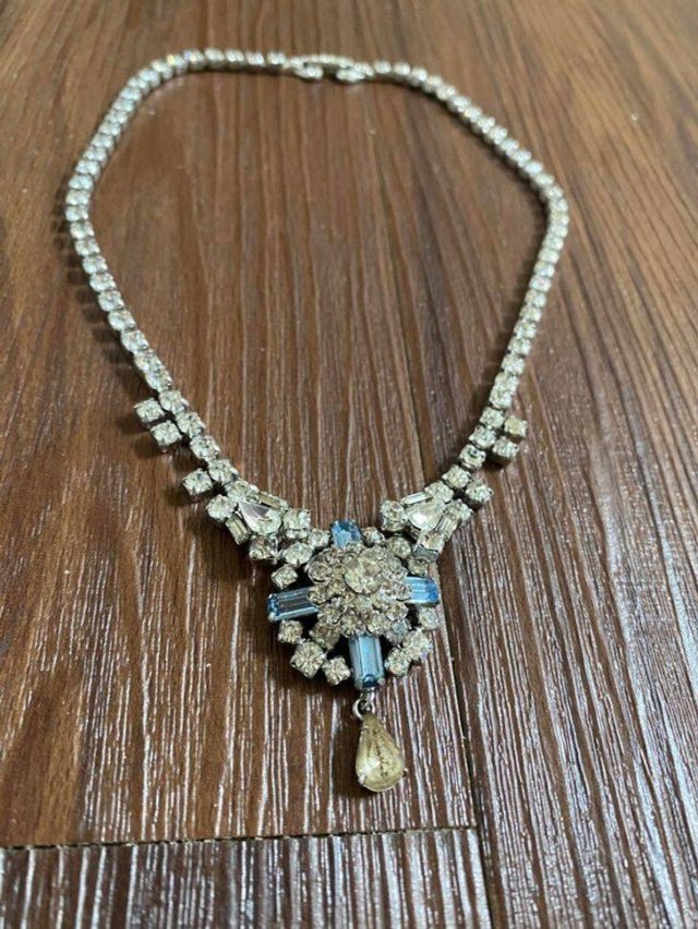 Cheap Thrift Store Treasures (26 pics)