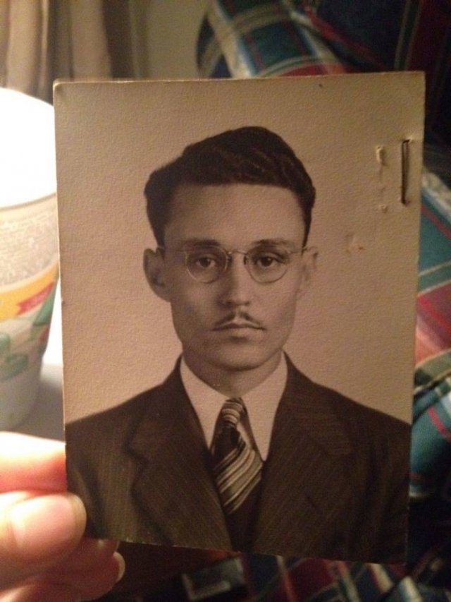 People Show Photos Of Their Grandpas (25 pics)