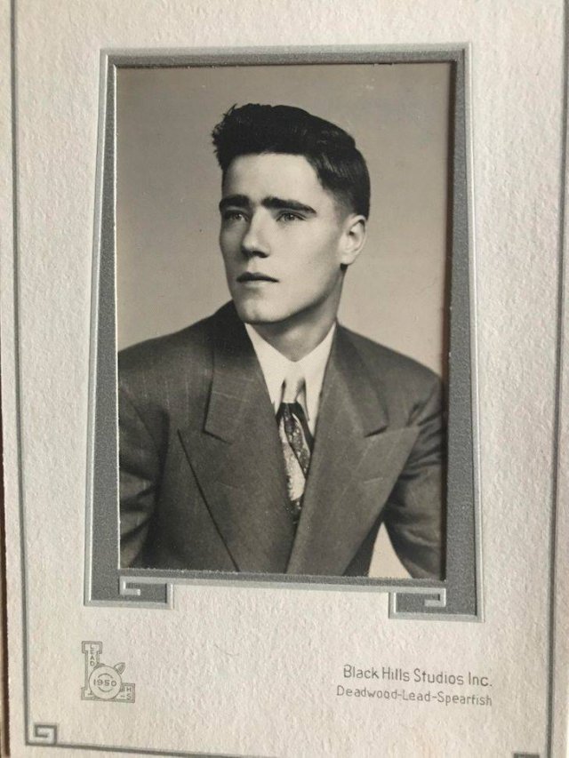 People Show Photos Of Their Grandpas (25 pics)