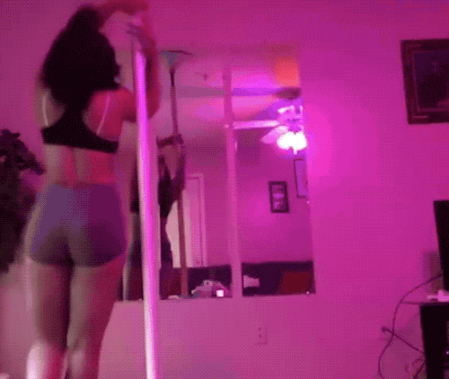 Pole Dance Went Wrong (16 gifs)